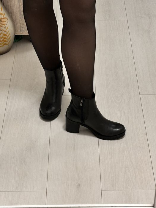 Botine / cizme femei, cu toc, negre, piele naturală, mărime 37
