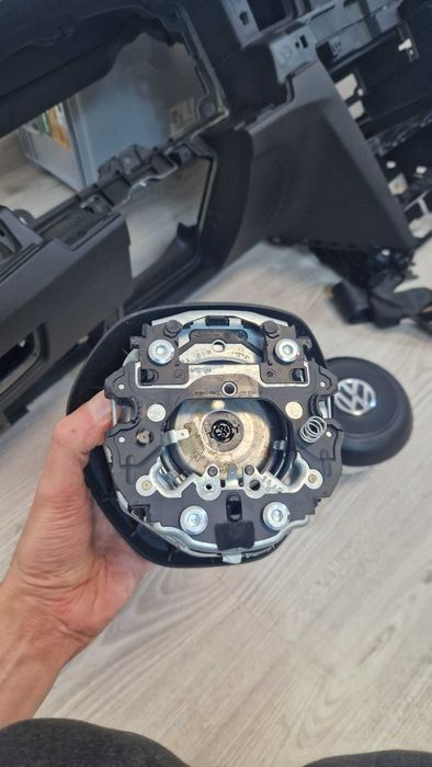 Kit airbag volan pasager plansa bord 2 centuri Passat B8