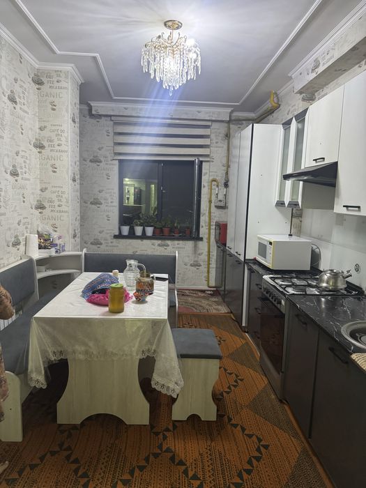 2 hona yangi bozor turetiski dom birinchi etaj  vanna 2 ta jihozlari q