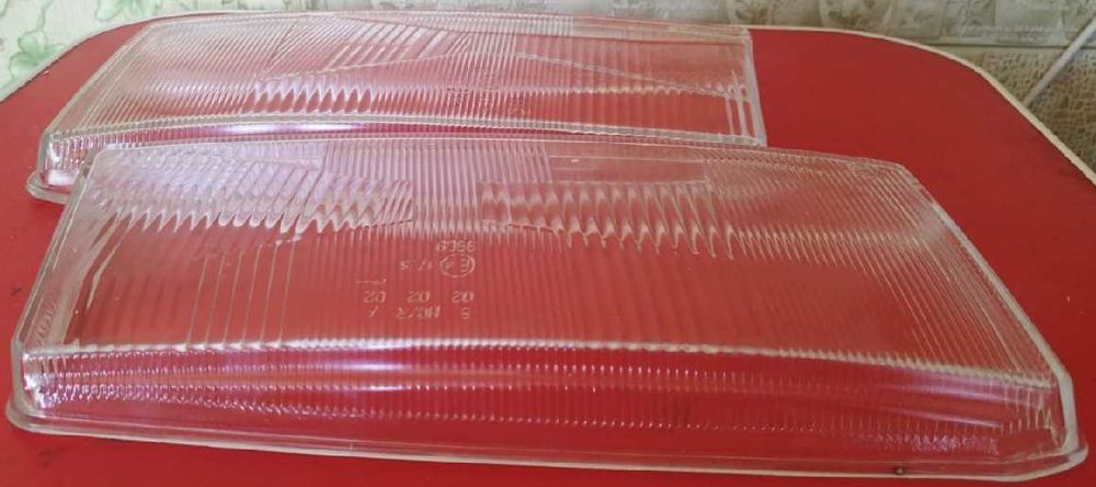 стекло фары Skoda OCTAVIA