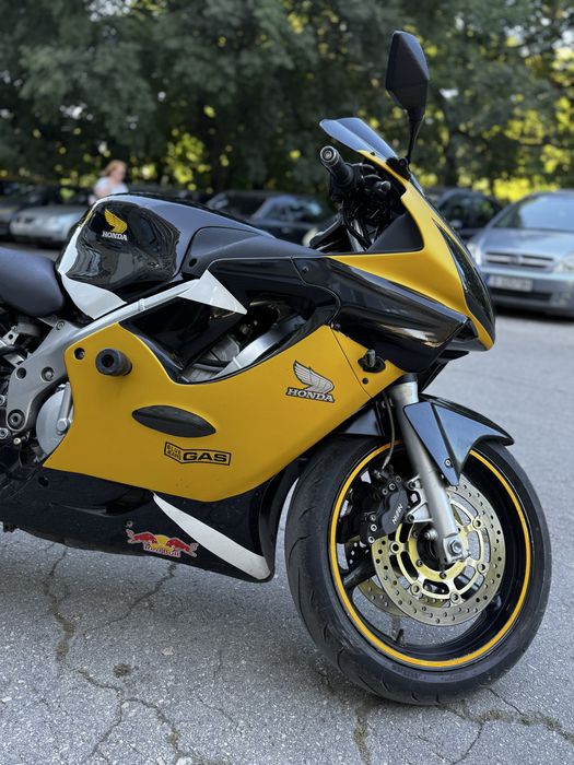 Honda CBR F4i 600