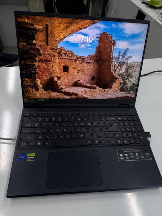 Ноутбук Predator