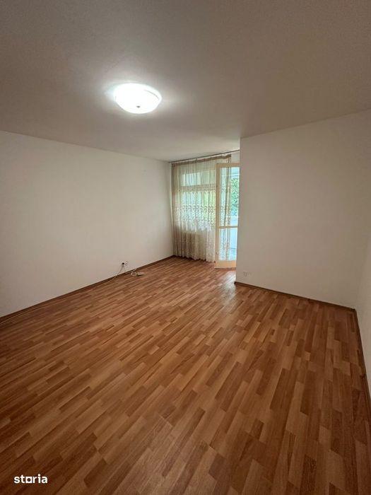 Se vinde garsonieră, luminoasă 30mp, Berceni, str Turnu Magurele — fotografia 1