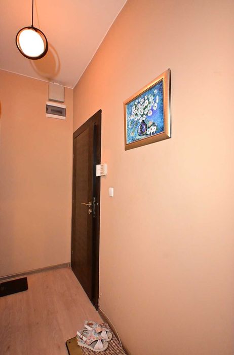 Продава се Двустаен апартамент в Перник, Изток - 60 кв.м за 1233 €/кв.м - Снимка #9