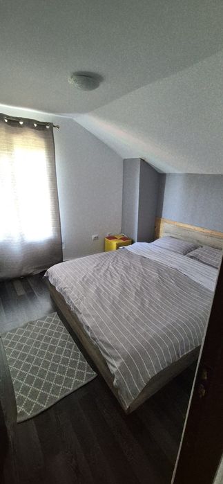 Închiriez cabana cu piscina ciubăr și sauna ( Revelion ocupat)