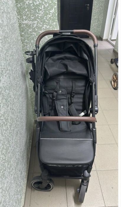 Детская коляска в отличном состоянии