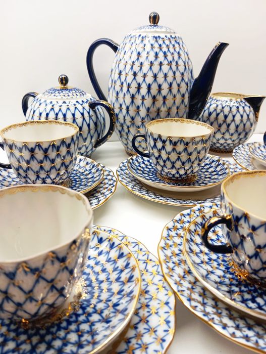 Руски порцелан. Сервиз.