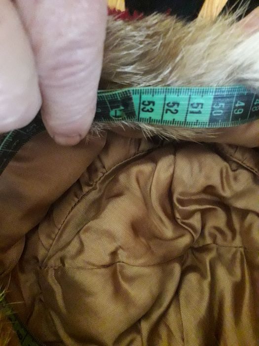 Дамска шапка от лисица