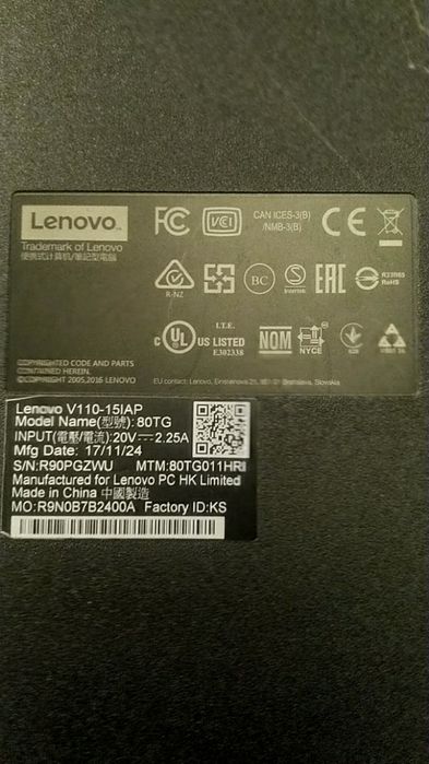Laptop Lenovo v110