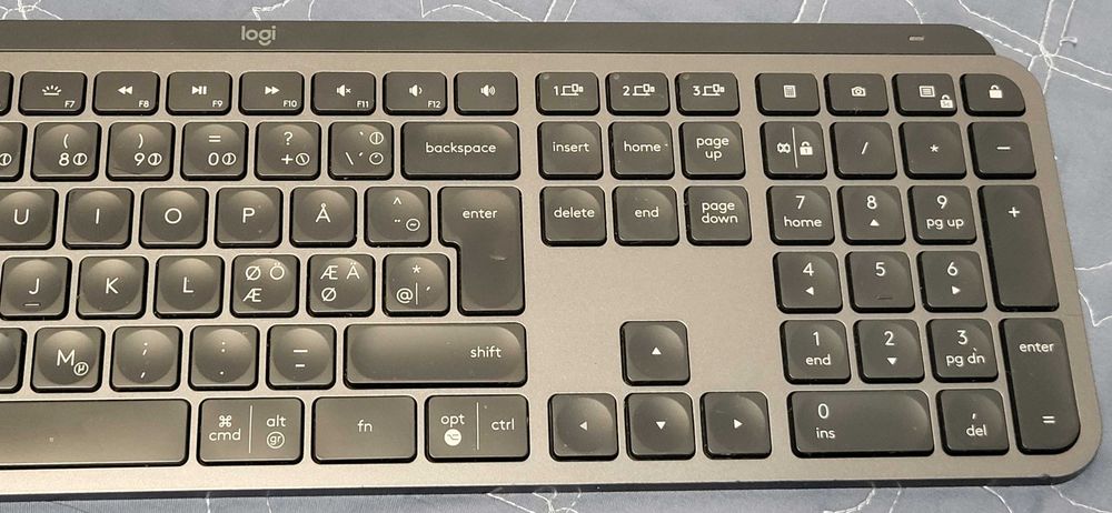 Logitech MX Keys  Tastatura Wireless Bluetooth folosita fuctionala  185 Lei  fara alte accesorii