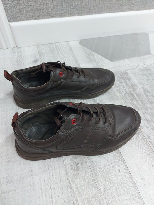 Кроссовки мальчиковые