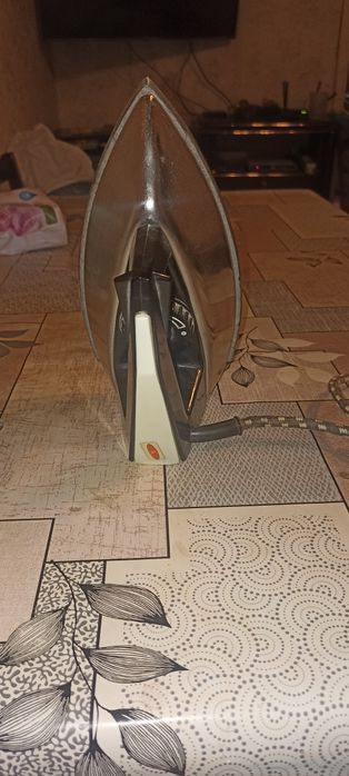 Продаю советский утюг