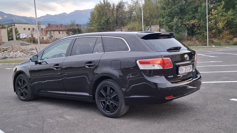 TOYOTA Avensis 2011 — imagine 4