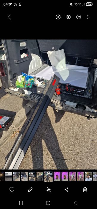 Montez senzori de parcare, camere video, casetofoane, fac boxe cu Blue