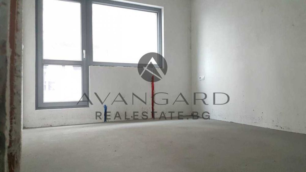 Продава се Тристаен апартамент в Пловдив, Кършияка - 134 кв.м за 2040 €/кв.м - Снимка #1