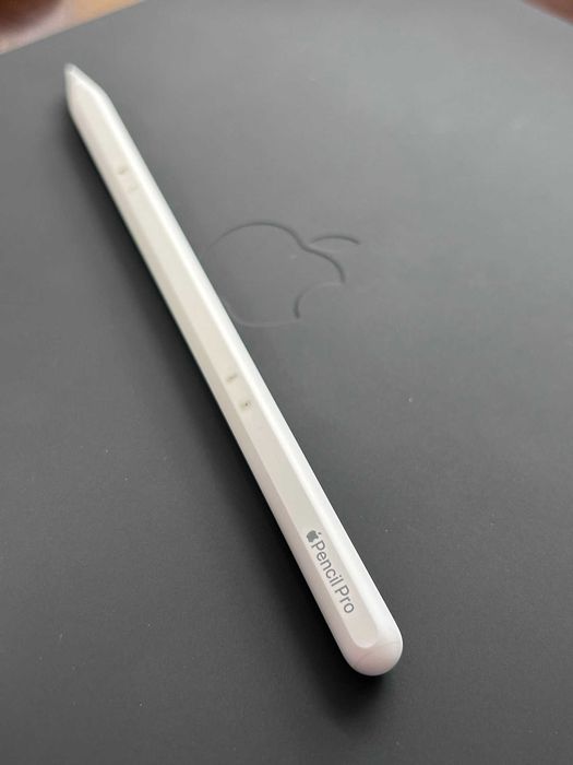 IPad Pro 13 inch M4 256GB + Apple Pencil Pro și Husă Apple Galati