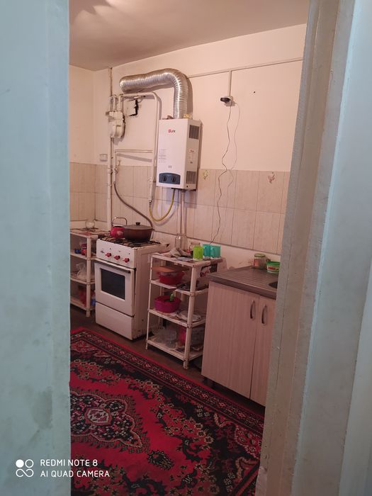 Bir xonali uy sotiladi Furqat bog'ining yonida