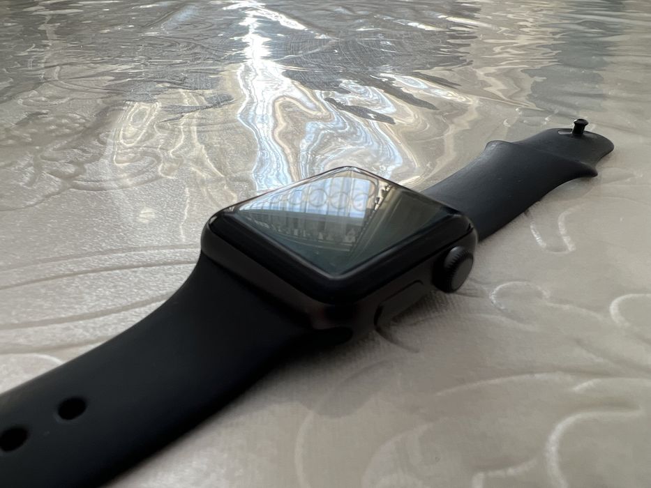 Продам Iphone 11 pro x Apple Watch 3