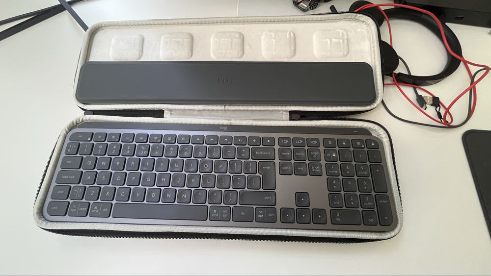 Клавиатура Logitech MX Keys S
