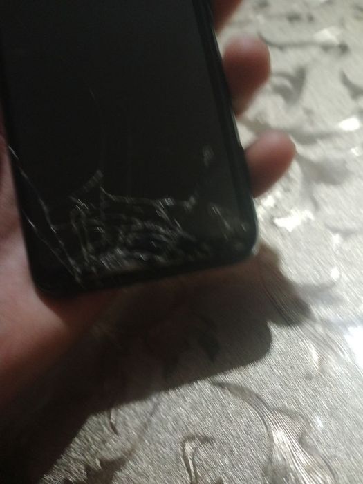 Itel a 48 sotiladi arzonga