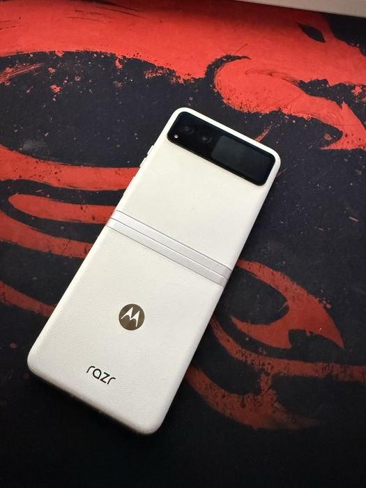 Motorola Razr 40 8/256