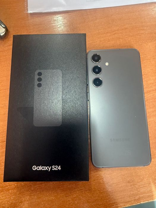 Продаётся телефон