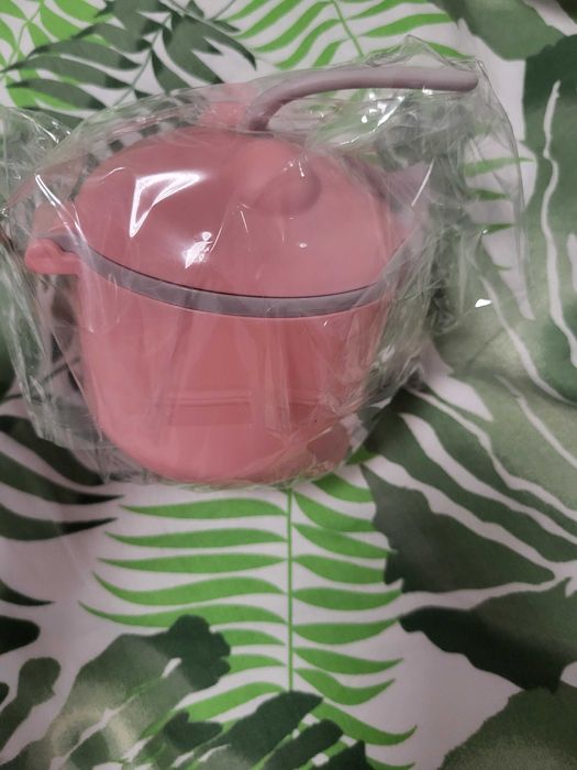 Преносим контейнер за мляко на прах с лъжица - Голям