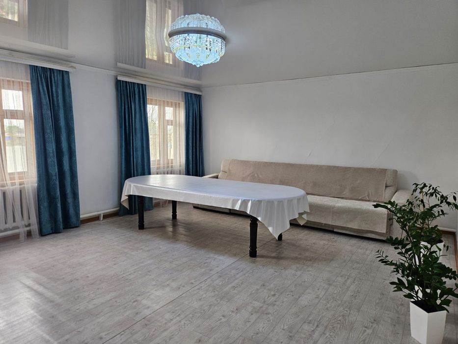 Жер уй сатылады.