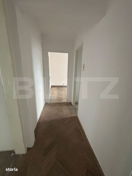 Apartament cu 3 camere, 62 mp, zona Vest