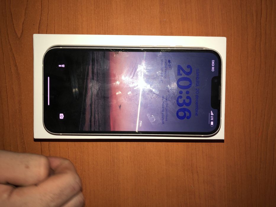 Iphone 14 SIMPLU accept si schimb