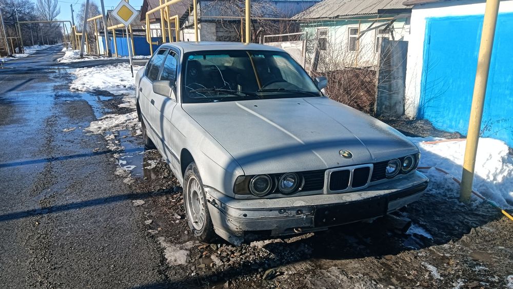 БМВ продам срочно