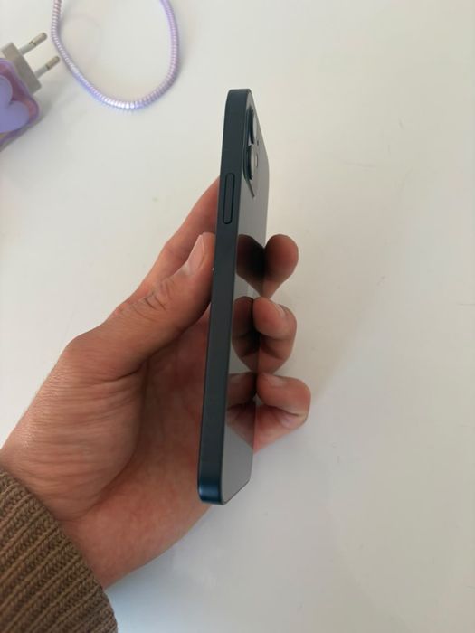 Продам iPhone 12  Акб 86%