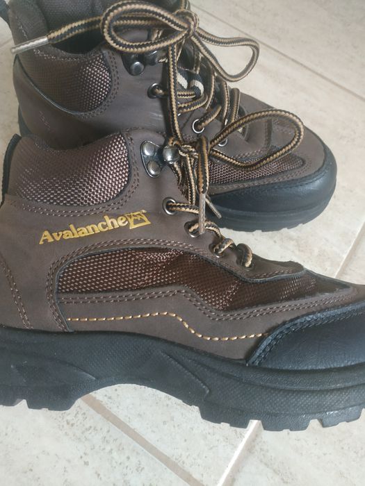 Ghetuțe copii,maro,Avalanche.