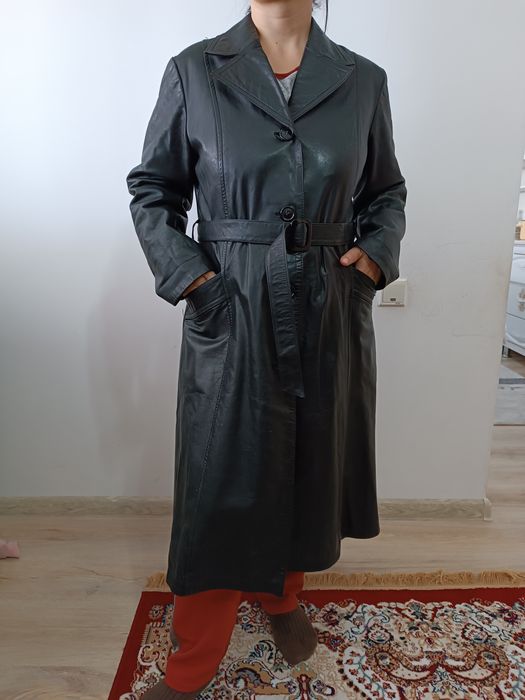 Женский кожанный плащ