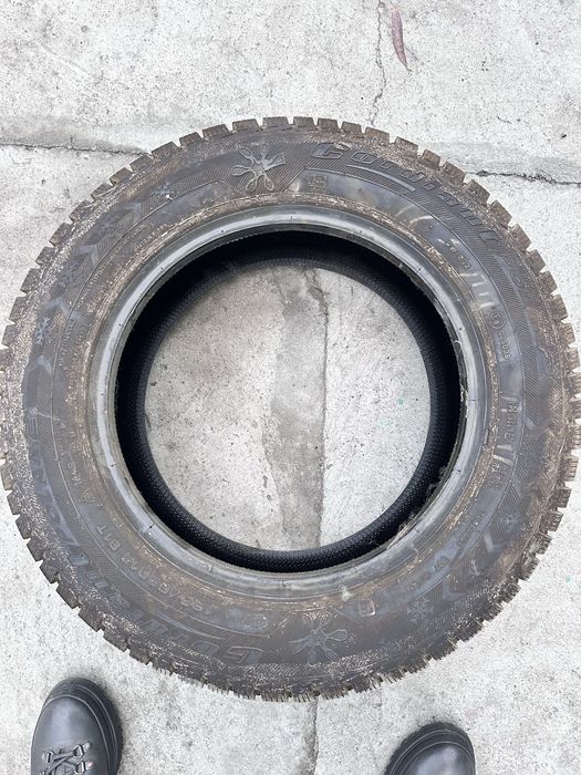 Продам шины на 195/65/15