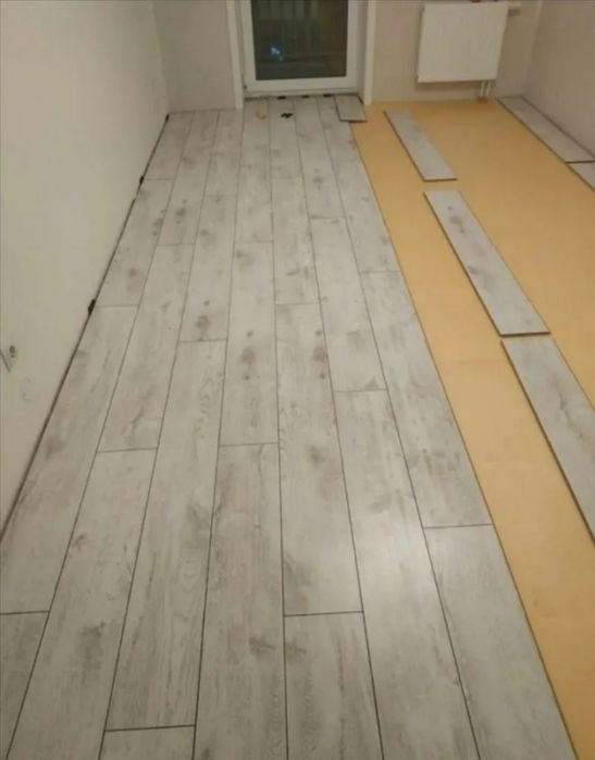 Настил ламината кварцвенила