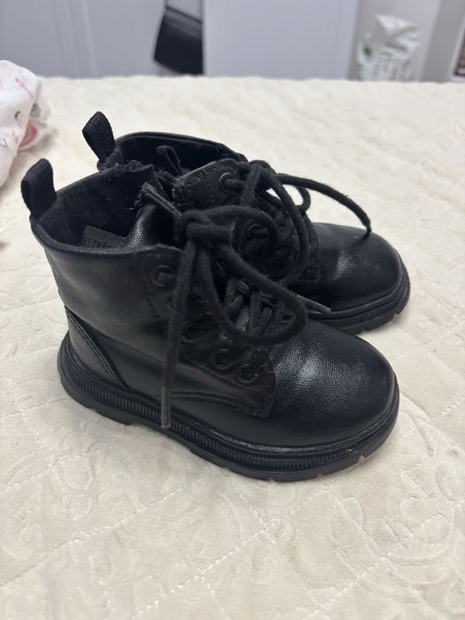 Ботинки для девочки