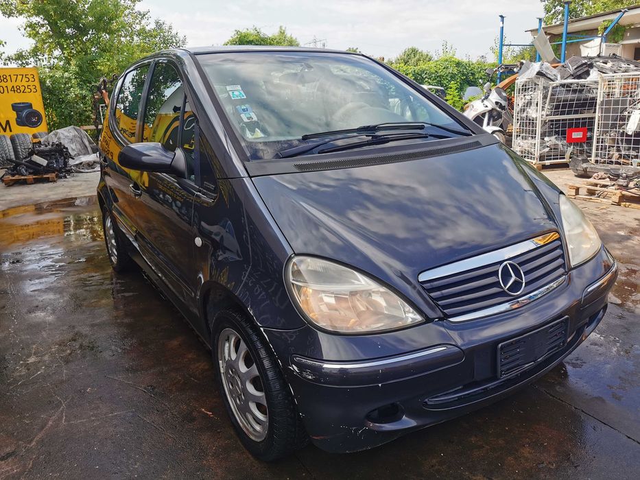 dezmembrez Mercedes A class w168/capota w168/ faruri w168/ usa fata