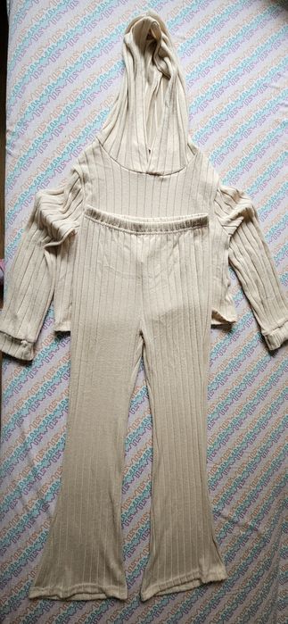 Compleu fetite 10 ani