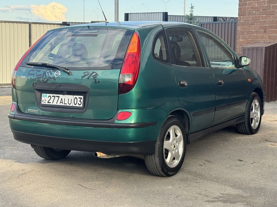 Продам Минивэн на Автомате объем 2 литра