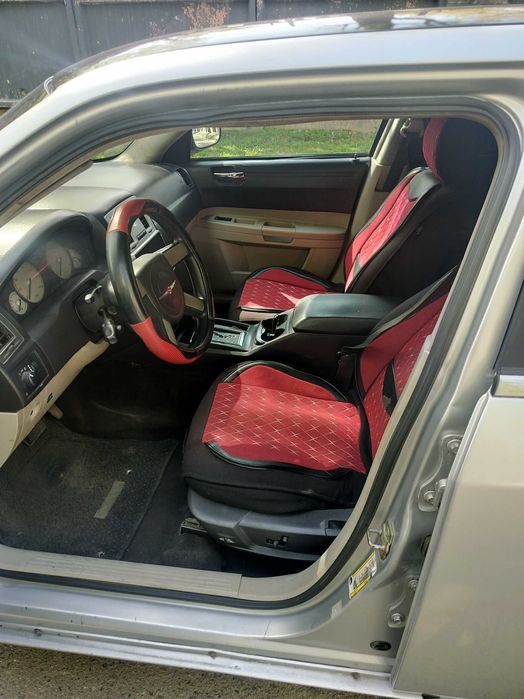 Chrysler 300C 2006г 2.7л