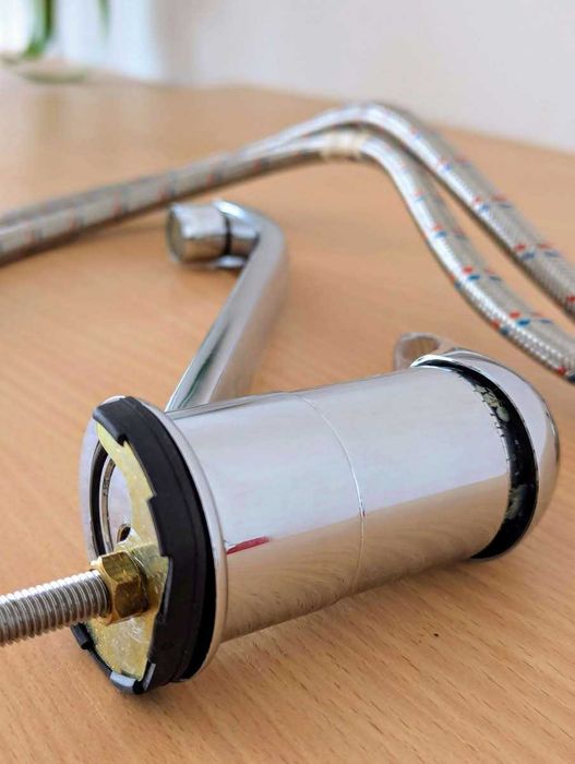 Италианска кръгла мивка 44х20 и смесител