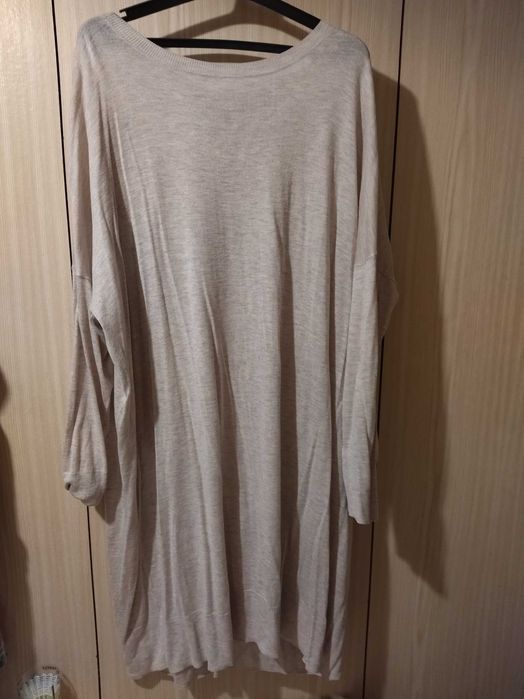 Модерни рокли и туники