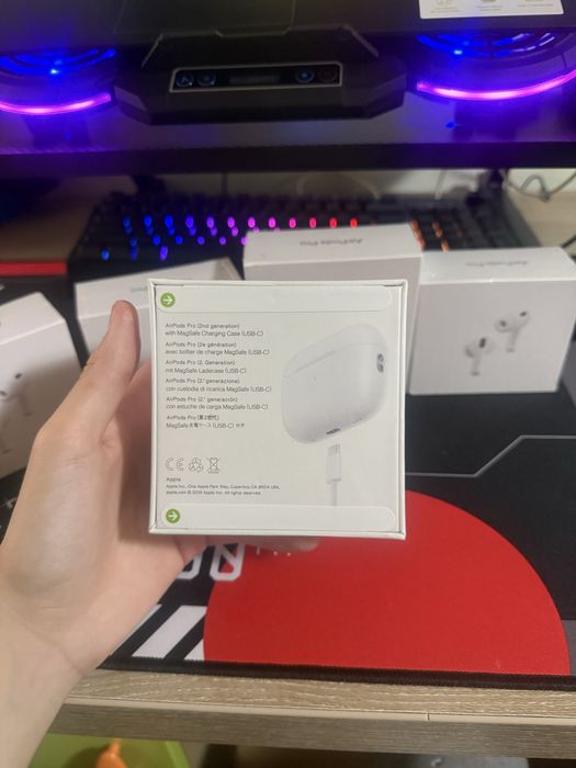 Se vinde airpords pro 2 si pro 3.