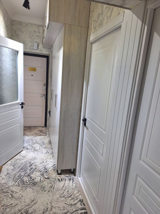 Шошилинч сотилади 2 хоналий новастройка квартира.
Юнусободга яқин жойд