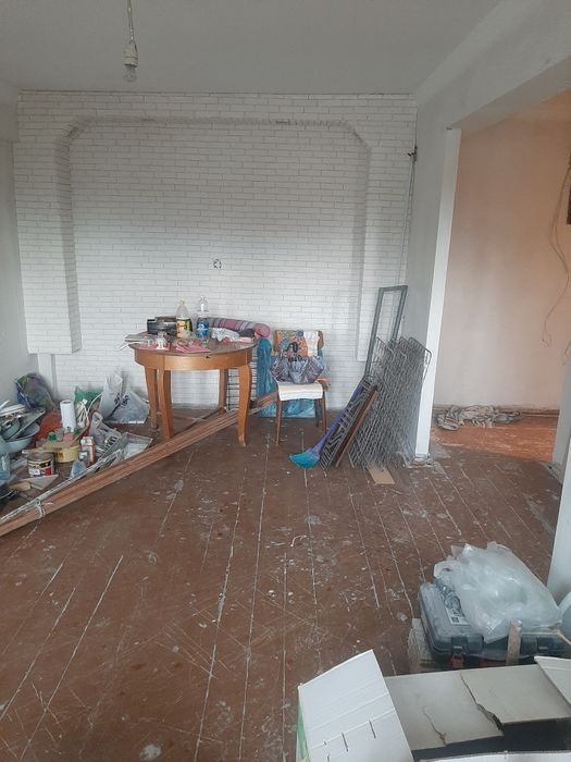 Продам 2х Амре Кашаубаева 5(хрущ.)!