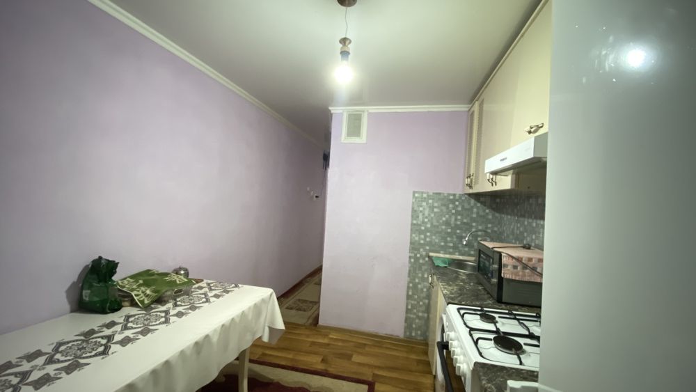 срочно 3 бөлмелі пәтер сатылады.