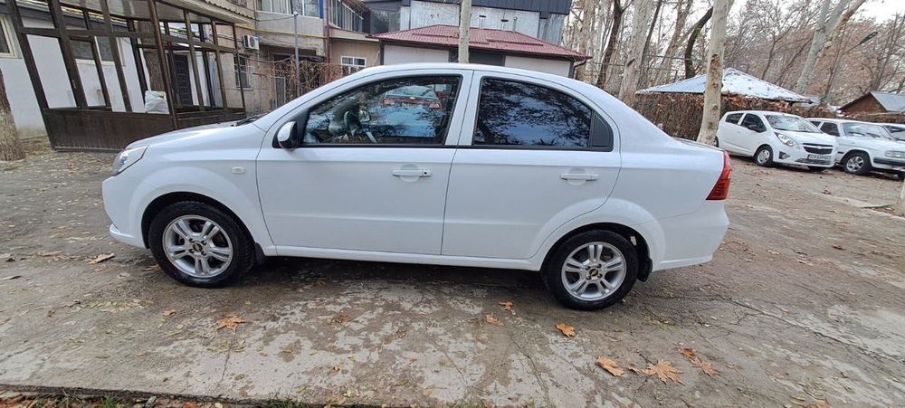 Sotiladi Nexia 3, 2019 yilgi, 3 o’rin