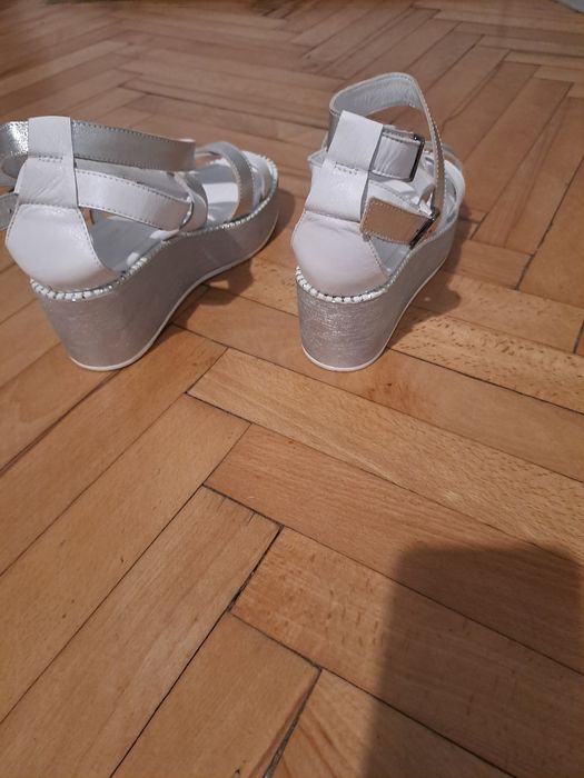 Нови дамски сандали