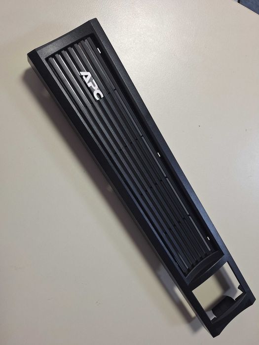 APC SMART-UPS Front Bezel Cover 2U Face Plate 876-0017